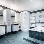 Hotel Western Restaurant Ile De France 4*
