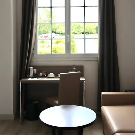 Western Ile De France 4* Château-Thierry