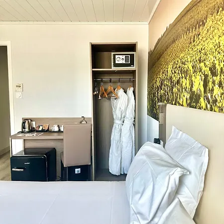 Western Ile De France 4* Château-Thierry