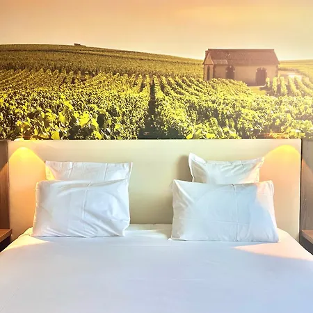 Western Ile De France 4* Château-Thierry
