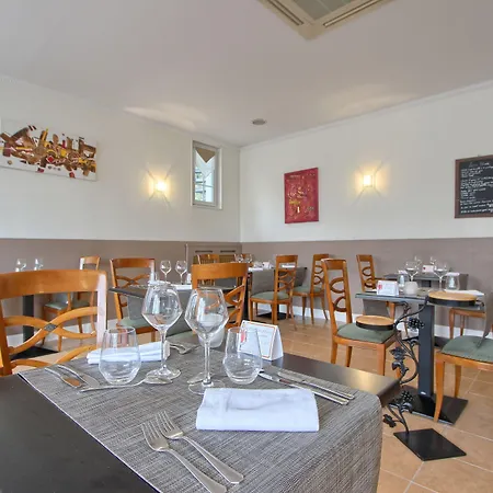 Western Ile De France Hotel 4*