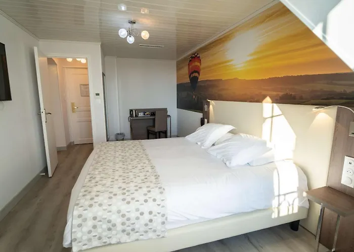 Hotel Western Restaurant Ile De France 4*