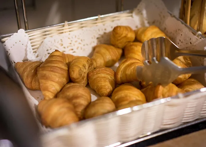 Western Restaurant Ile De France 4* Chateau-Thierry