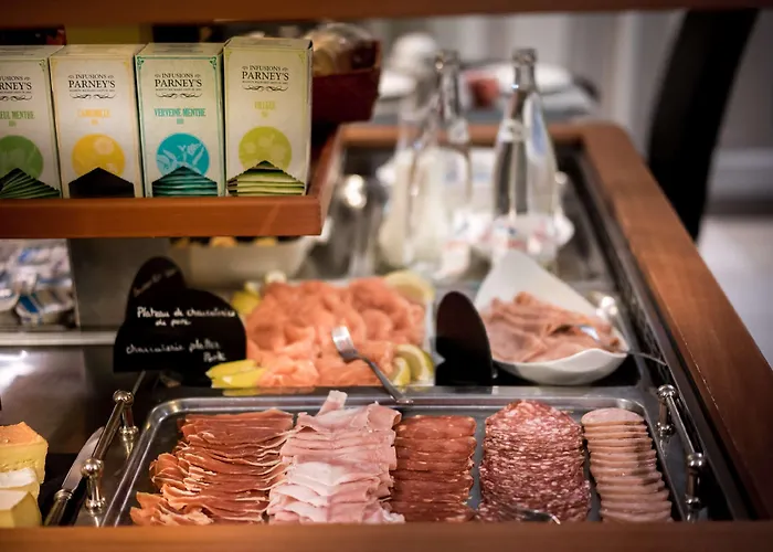 Western Restaurant Ile De France 4* Chateau-Thierry