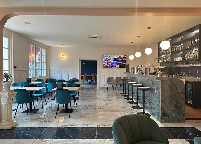 Western Ile De France 4* Château-Thierry