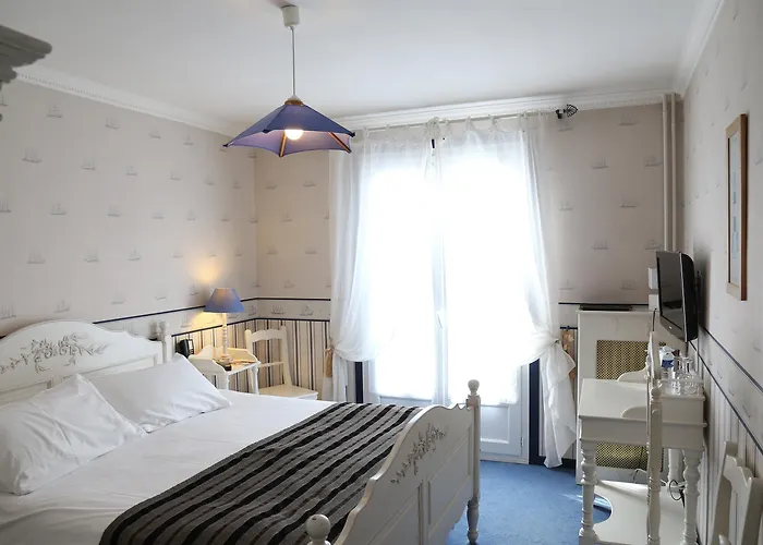 Western Ile De France Hotel 4*