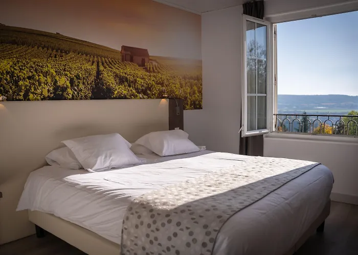 Western Restaurant Ile De France 4* Chateau-Thierry